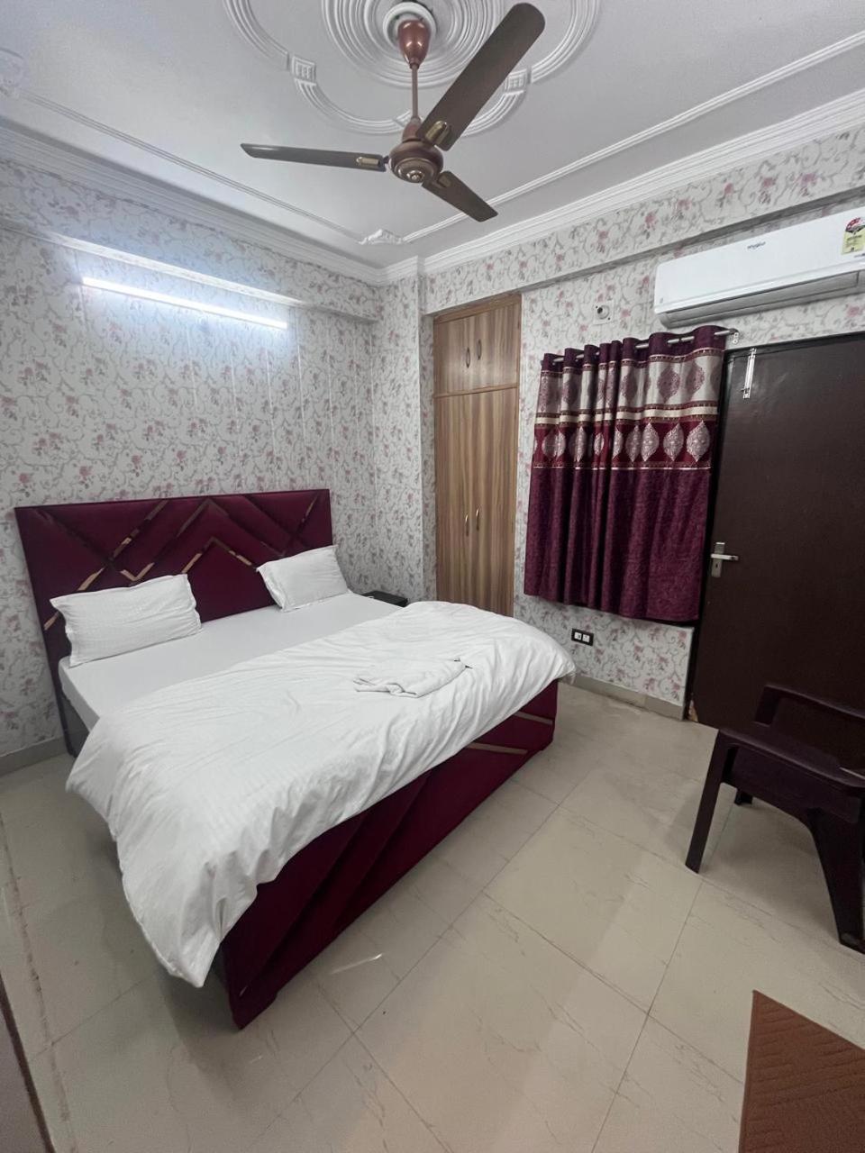 Kashi Anadam Bnb Varanasi Exteriör bild